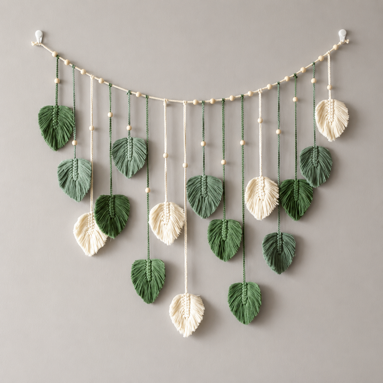 Botanische Makramee-Blätter-Wanddekoration – Handgefertigte Boho-Deko