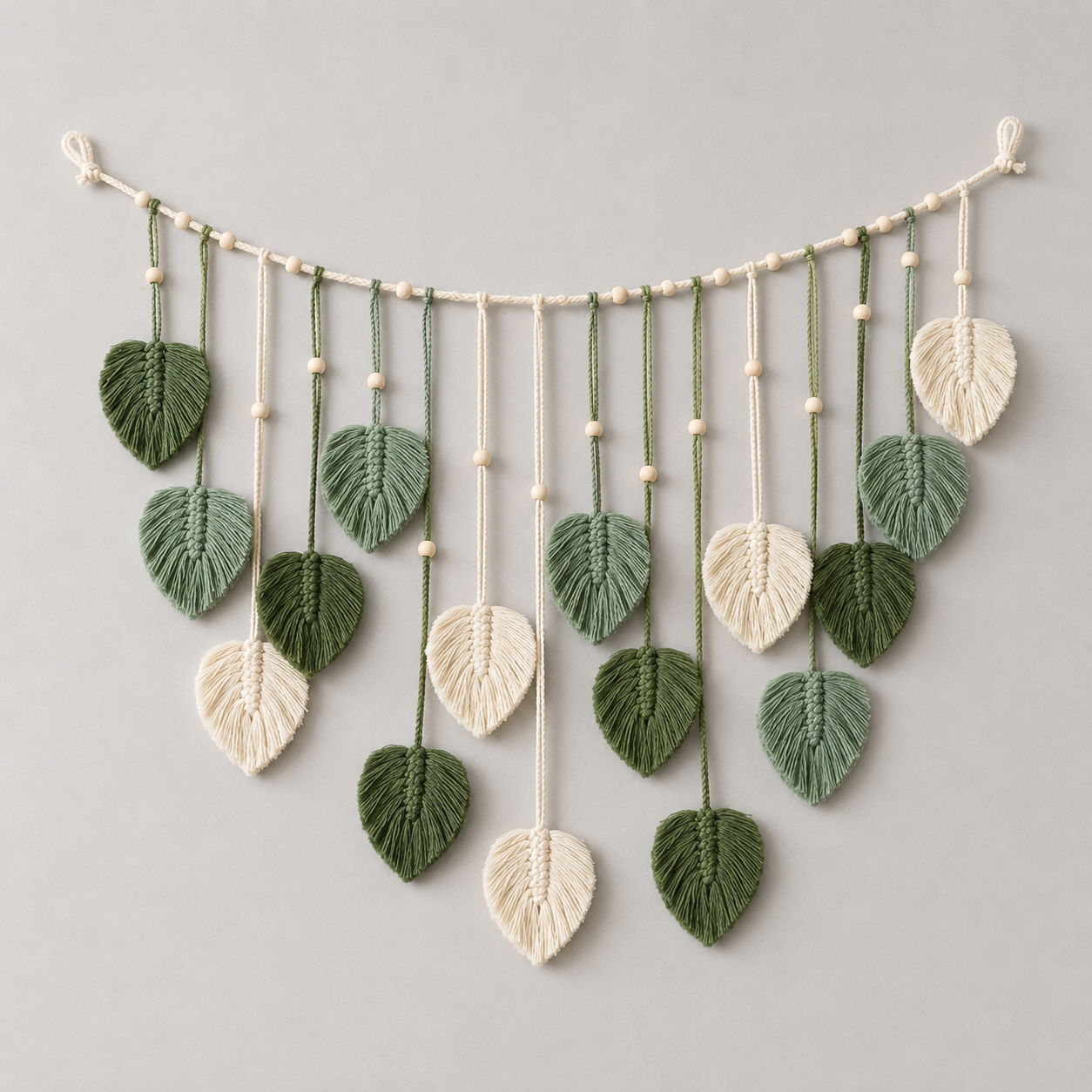 Botanische Makramee-Blätter-Wanddekoration – Handgefertigte Boho-Deko